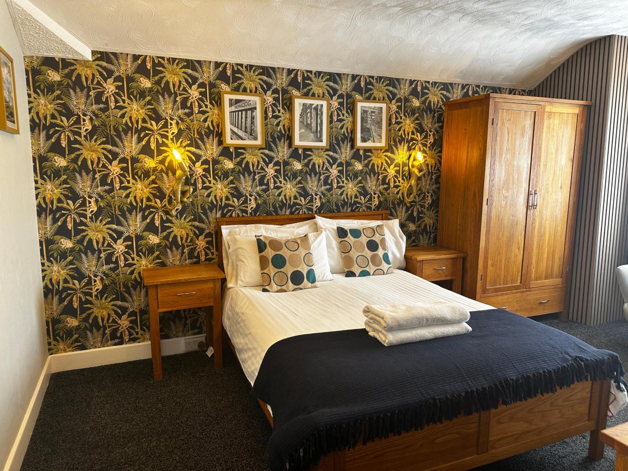 The Golden Fleece Inn Porthmadog Exteriér fotografie
